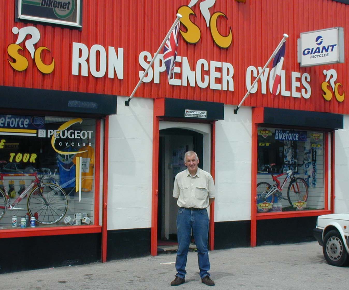 Hyperlink to Ron Spencer Cycles
